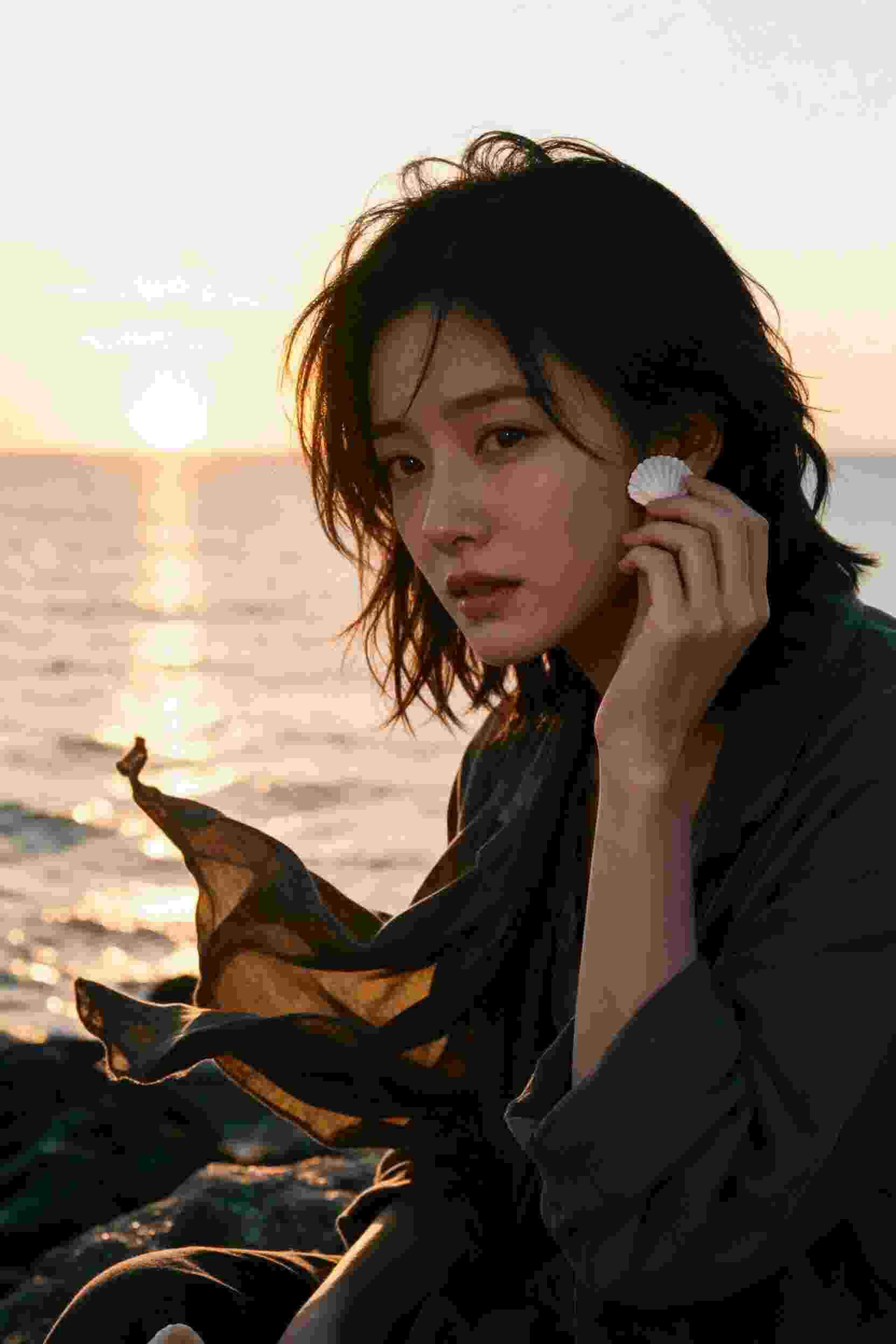 《重生后我嫁给了抄家仇人》封面